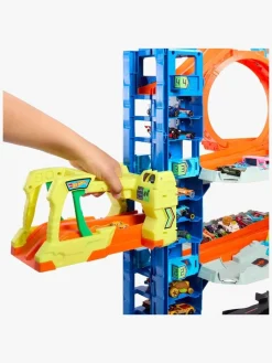 Hot Wheels City Racerbane Ultimate Garage